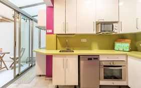 Goles Courtyard With Parking By Valcambre