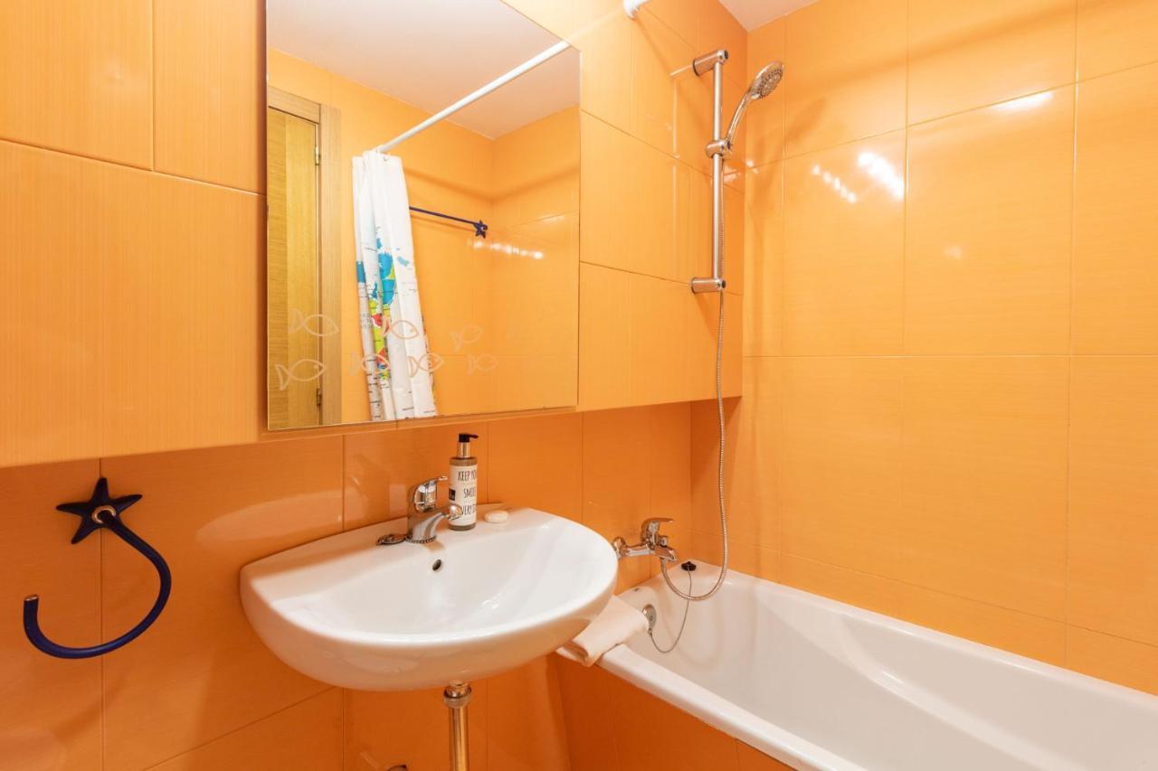 Goles Courtyard With Parking By Valcambre Apartamento Sevilla Exterior foto