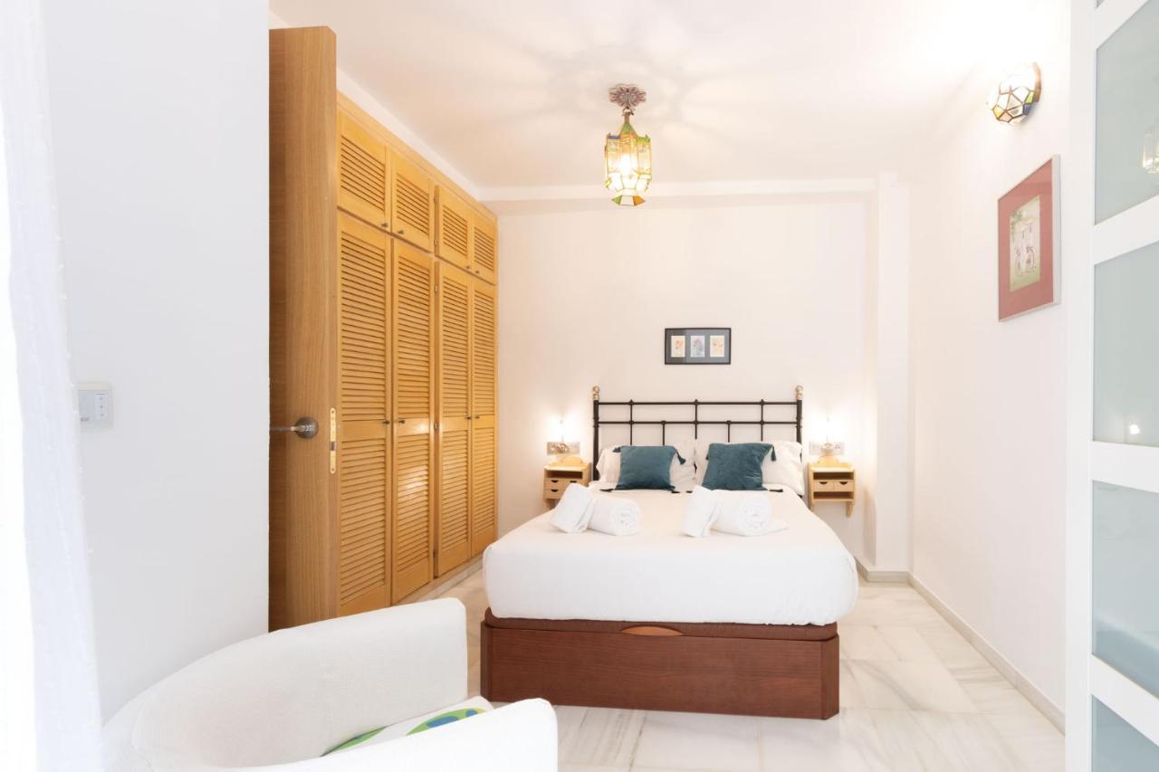 Goles Courtyard With Parking By Valcambre Apartamento Sevilla Exterior foto