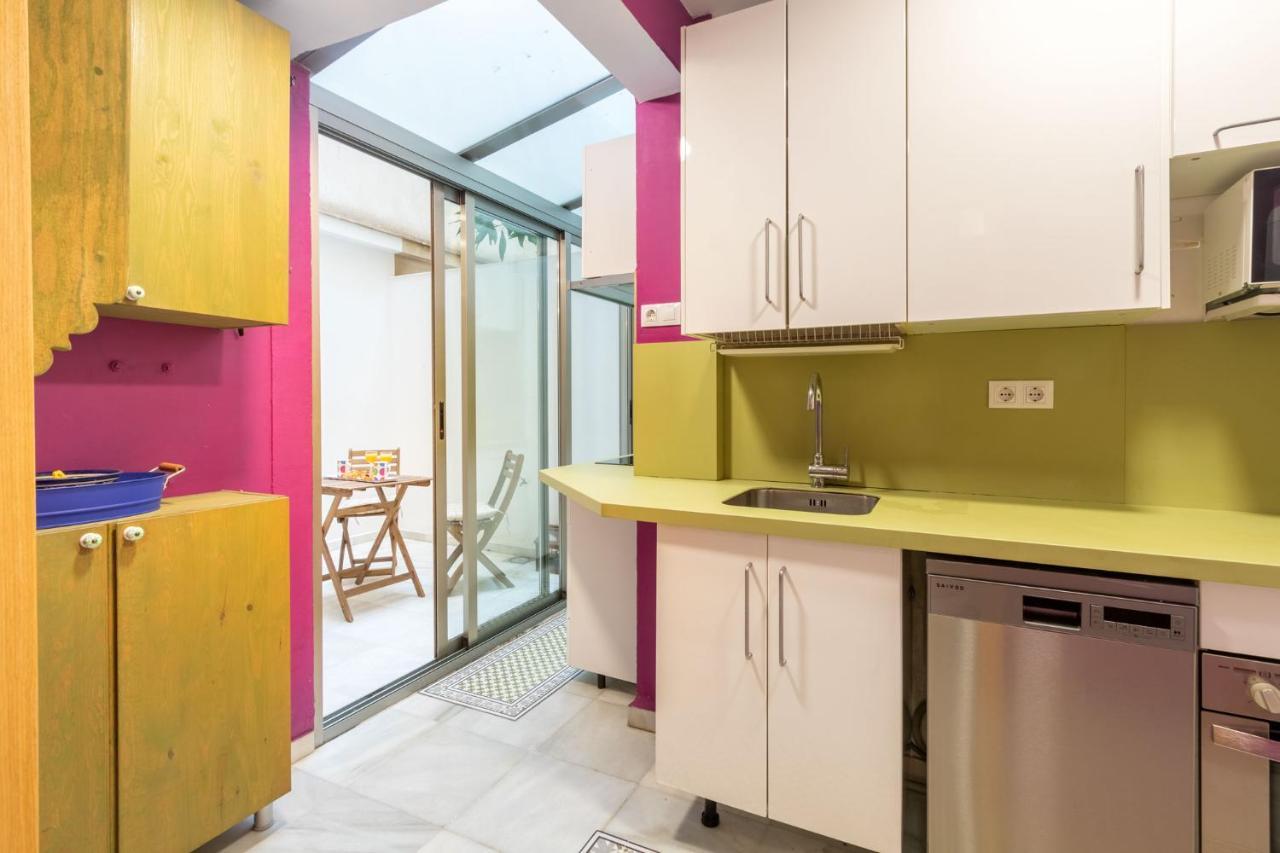 Goles Courtyard With Parking By Valcambre Apartamento Sevilla Exterior foto
