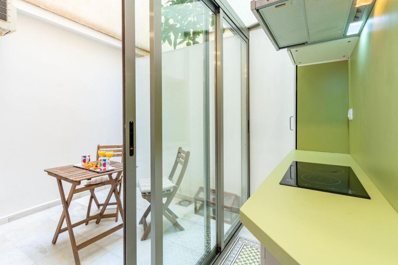 Goles Courtyard With Parking By Valcambre Apartamento Sevilla Exterior foto