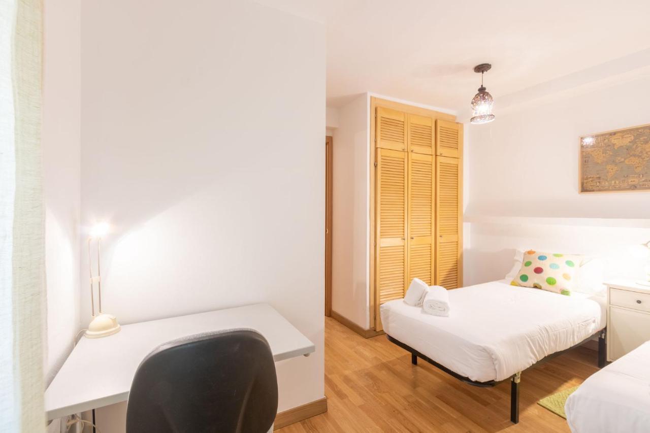 Goles Courtyard With Parking By Valcambre Apartamento Sevilla Exterior foto